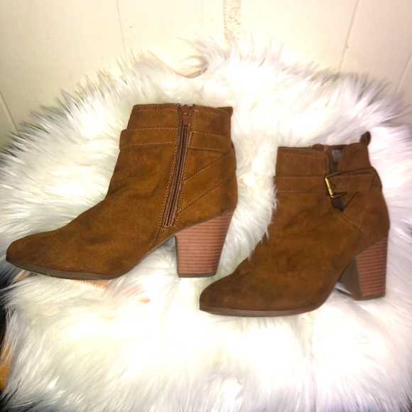 Time and Tru Shoes - Time n tru time ankle boots Memory foam 8.5